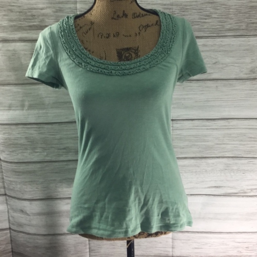 Boden Green ruffle Shirt EUC